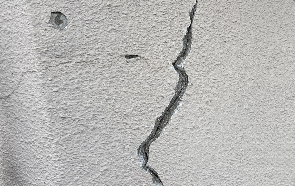 ひび割れ(クラック)補修工事