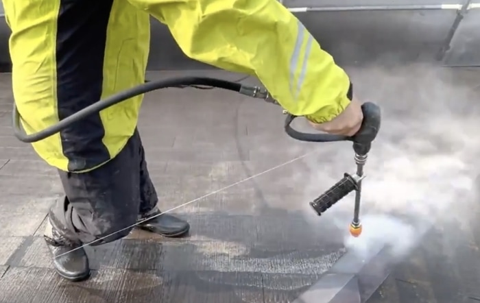 外壁を低圧洗浄