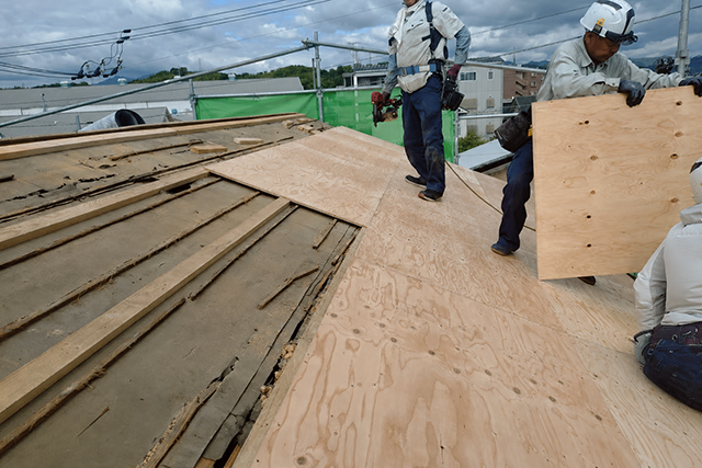 愛媛県松山市 戸建て住宅 外壁塗装・屋根葺き替え・テラス屋根交換 屋根